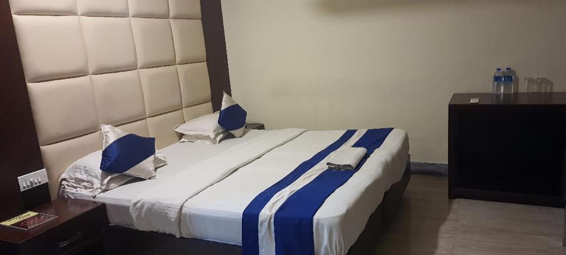 Hotel Presidency Inn Kolkata Luaran gambar